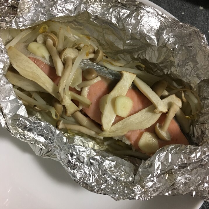 しゃけのガーリックバターホイル焼き レシピ 作り方 By さよめろ 楽天レシピ しゃけのガーリックバターホイル焼き レシピ 作り方 By さよめろ 楽天レシピ